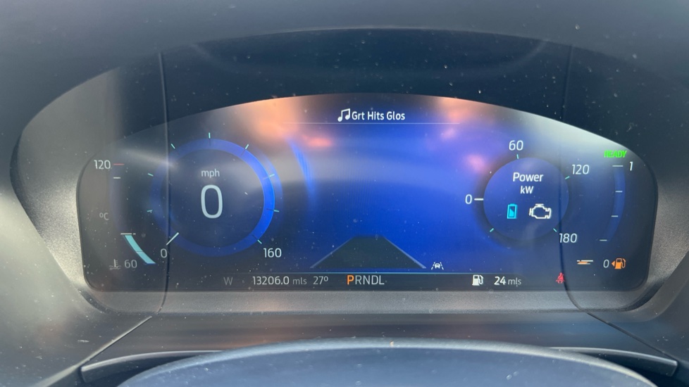 Ford Kuga 2.5 FHEV Vignale 5dr CVT Hybrid Estate - Image 18