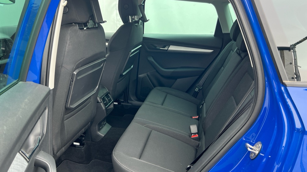 Skoda Karoq 1.5 TSI SE Edition 5dr DSG Petrol Estate - Image 16