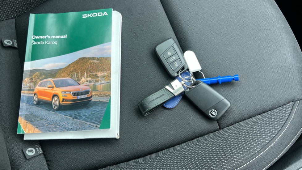 Skoda Karoq 1.5 TSI SE Edition 5dr DSG Petrol Estate - Image 19