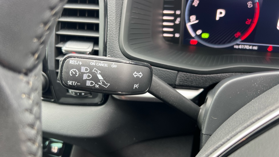 Skoda Karoq 1.5 TSI SE Edition 5dr DSG Petrol Estate - Image 25