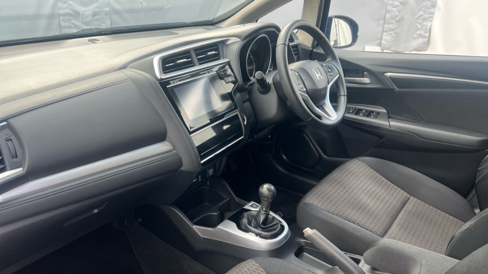 Honda Jazz 1.3 i-VTEC EX Navi 5dr Petrol Hatchback - Image 9