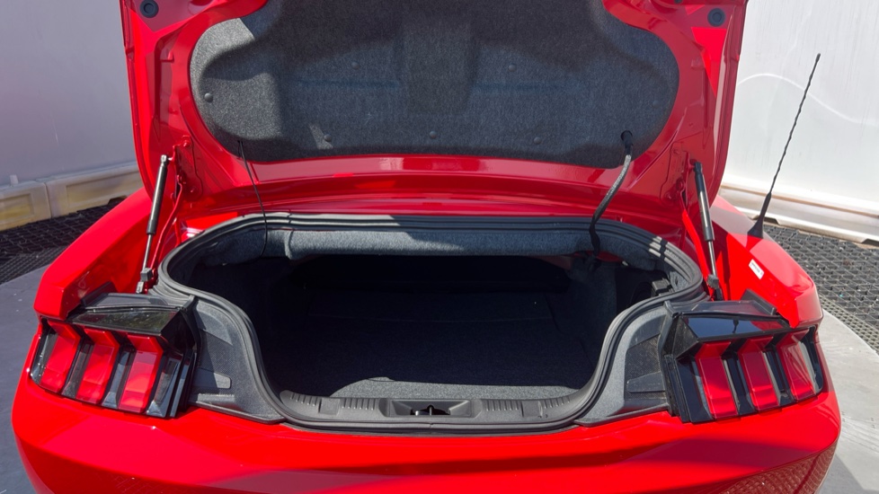 Ford Mustang 5.0 V8 GT 2dr Auto Petrol Convertible - Image 4