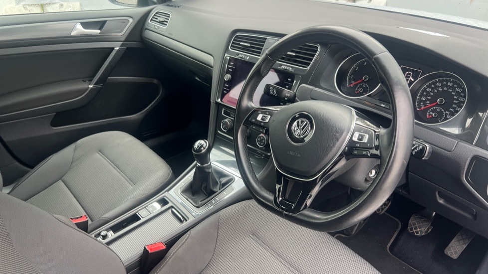 Volkswagen Golf 1.5 TSI EVO SE [Nav] 5dr Petrol Hatchback - Image 11