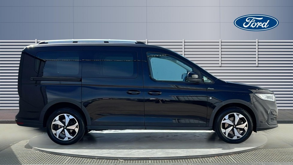Ford Tourneo Connect 2.0 EcoBlue Active 5dr Auto Diesel Estate - Image 5