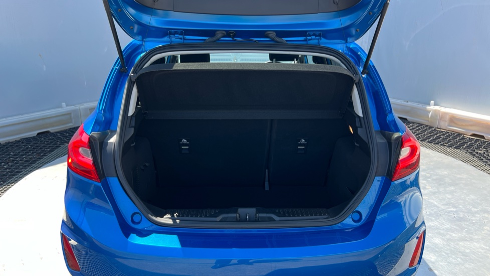 Ford Fiesta 1.0 EcoBoost Titanium 5dr Petrol Hatchback - Image 4