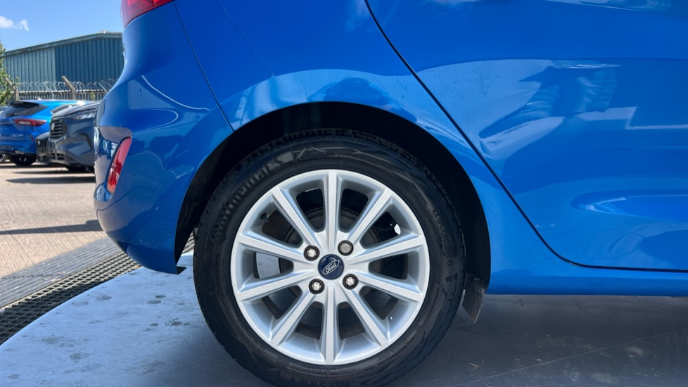 Ford Fiesta 1.0 EcoBoost Titanium 5dr Petrol Hatchback - Image 7