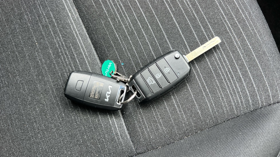 Kia Picanto 1.0 1 5dr [4 seats] Petrol Hatchback - Image 20