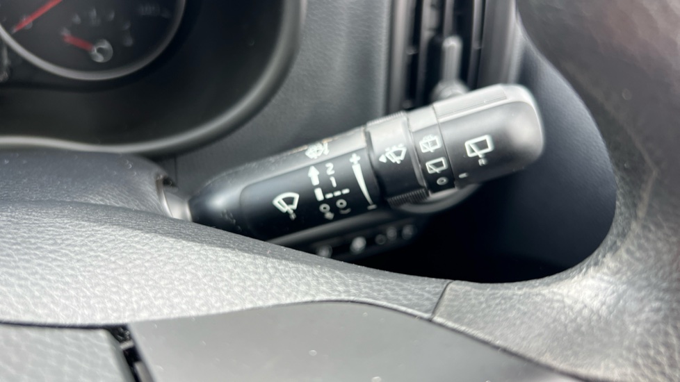 Kia Picanto 1.0 1 5dr [4 seats] Petrol Hatchback - Image 24