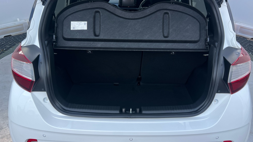 Hyundai i10 1.0 T-GDi N Line 5dr Petrol Hatchback - Image 4