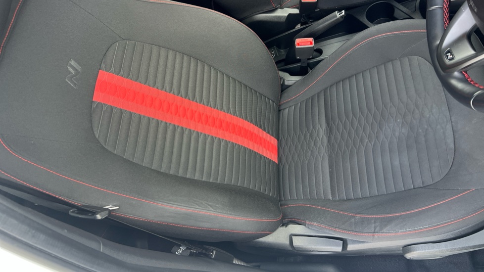 Hyundai i10 1.0 T-GDi N Line 5dr Petrol Hatchback - Image 34