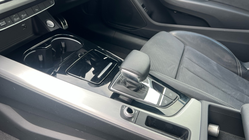 Audi A5 40 TFSI 204 S Line 2dr S Tronic Petrol Coupe - Image 13