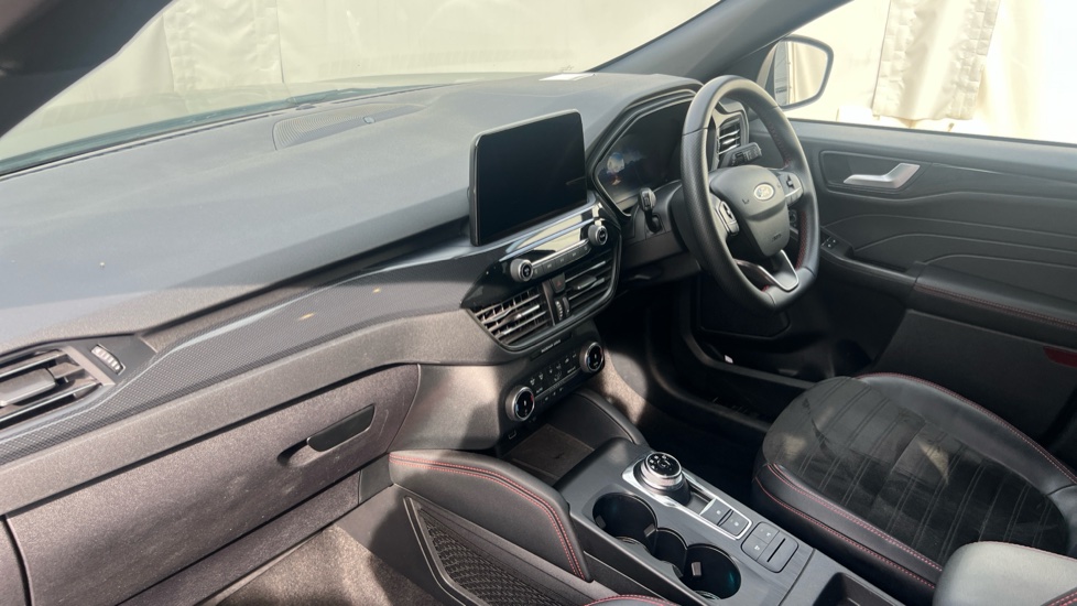 Ford Kuga 2.5 FHEV ST-Line Edition 5dr CVT Hybrid Estate - Image 9