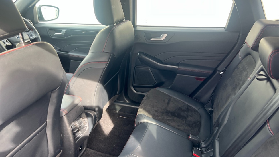 Ford Kuga 2.5 FHEV ST-Line Edition 5dr CVT Hybrid Estate - Image 16