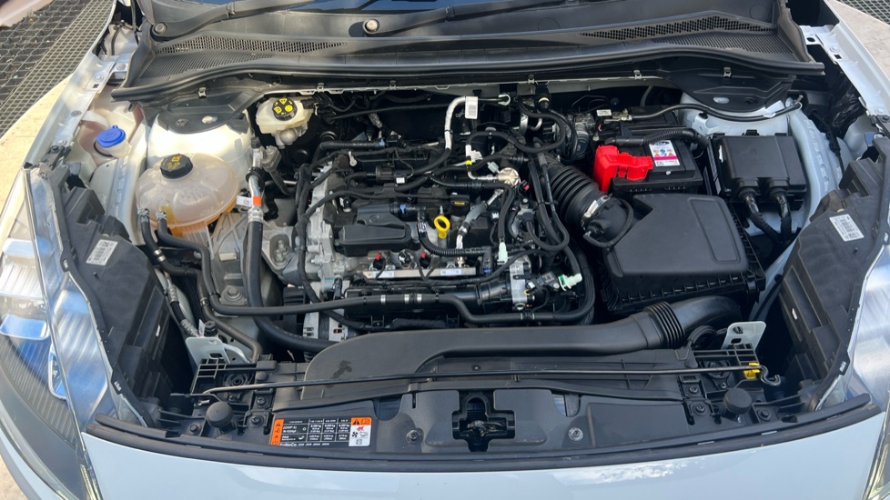 MG ZS 1.0T GDi Exclusive 5dr DCT Petrol Hatchback - Image 8