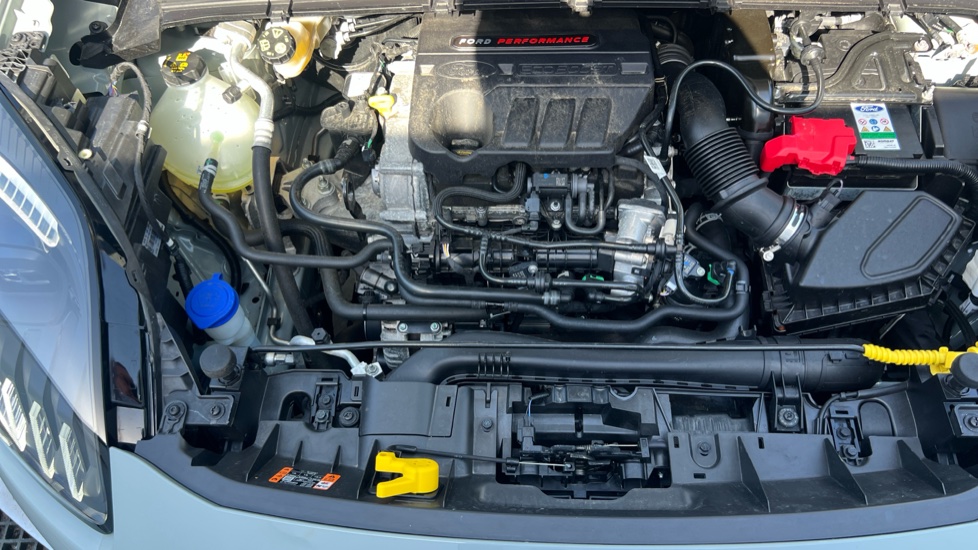 Ford Puma ST 1.0 EcoBoost Hybrid mHEV ST 5dr DCT Petrol Hatchback - Image 8