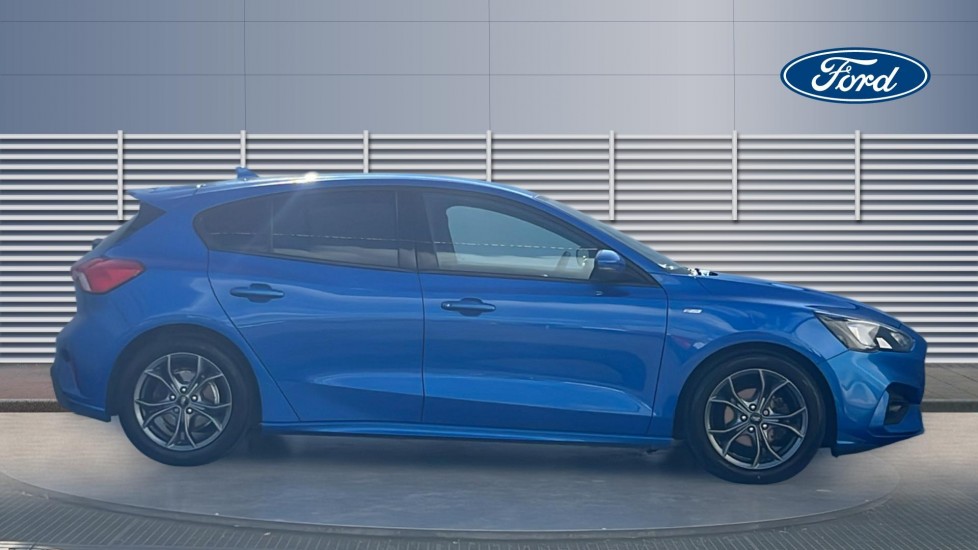 Ford Focus 1.5 EcoBoost 150 ST-Line 5dr Petrol Hatchback - Image 5