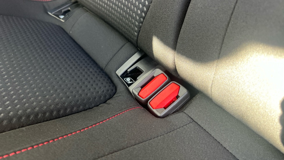 Ford Focus 1.5 EcoBoost 150 ST-Line 5dr Petrol Hatchback - Image 17