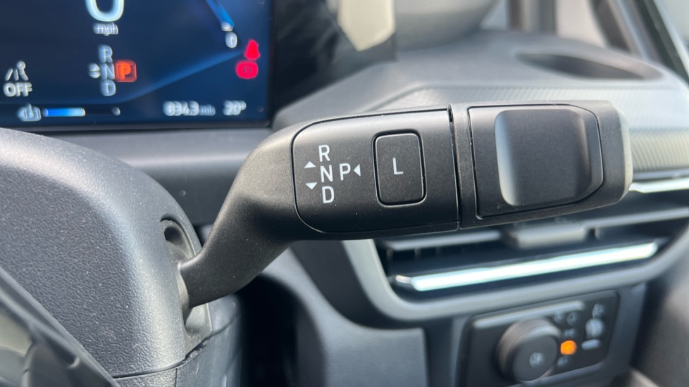 Ford Transit Custom E-320 L1 Rwd 160kW 71kWh H1 Van Limited Auto - Image 13