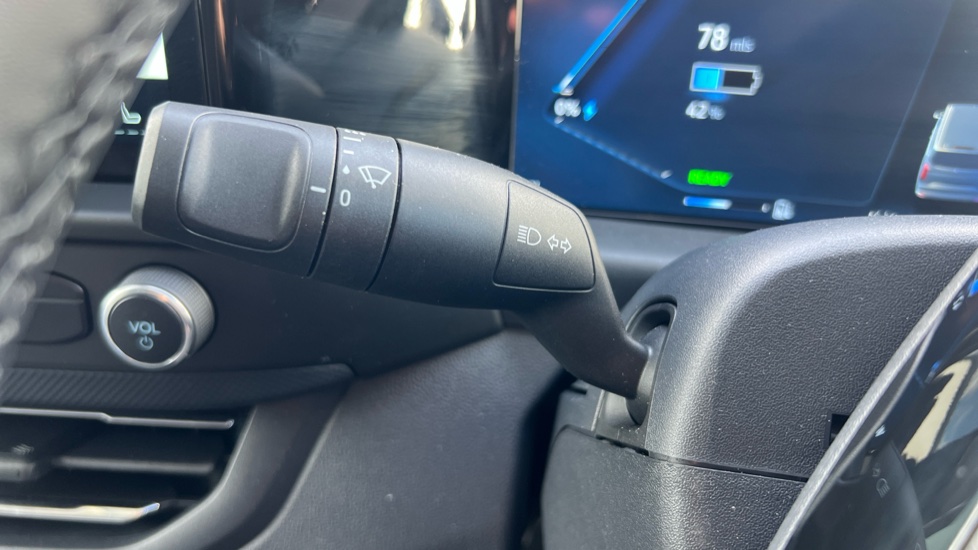Ford Transit Custom E-320 L1 Rwd 160kW 71kWh H1 Van Limited Auto - Image 34