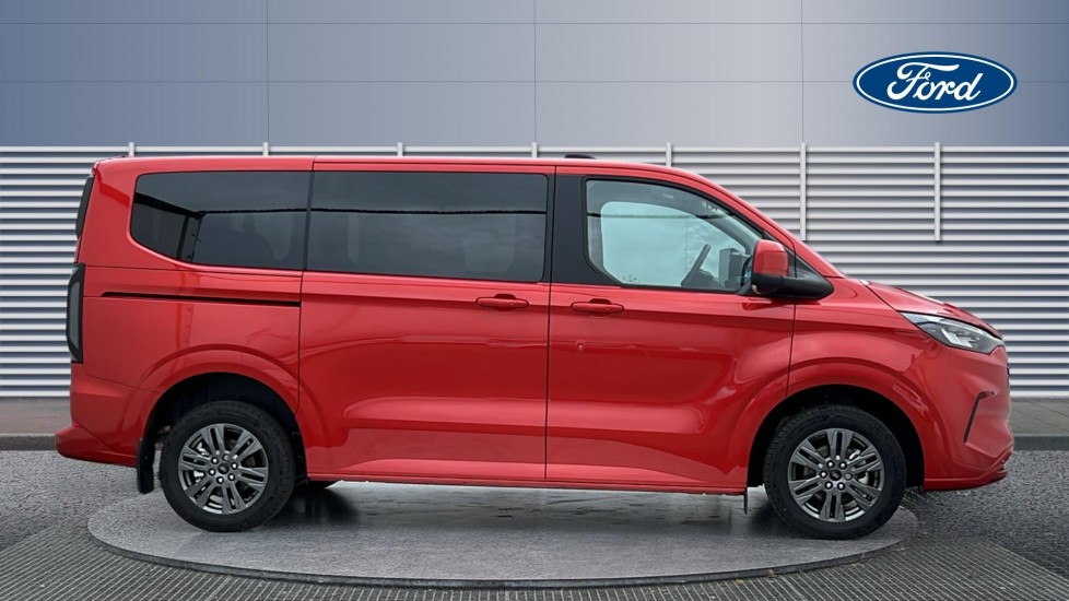 Ford Tourneo Custom 320 L1 Diesel Fwd 2.0 EcoBlue 150ps H1 Titanium 8 seater - Image 5