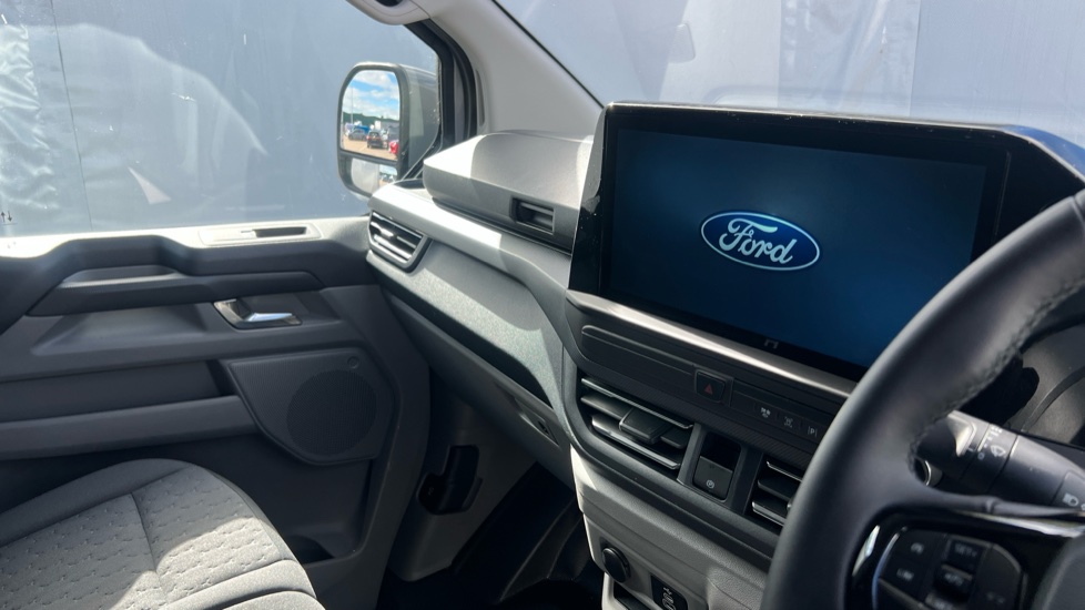 Ford Transit Custom E-320 L1 Rwd 160kW 65kWh H1 Van Limited Auto - Image 14