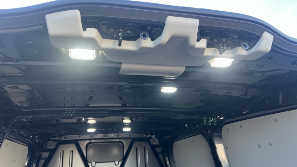 Ford Transit Custom E-320 L1 Rwd 160kW 65kWh H1 Van Limited Auto - Image 21