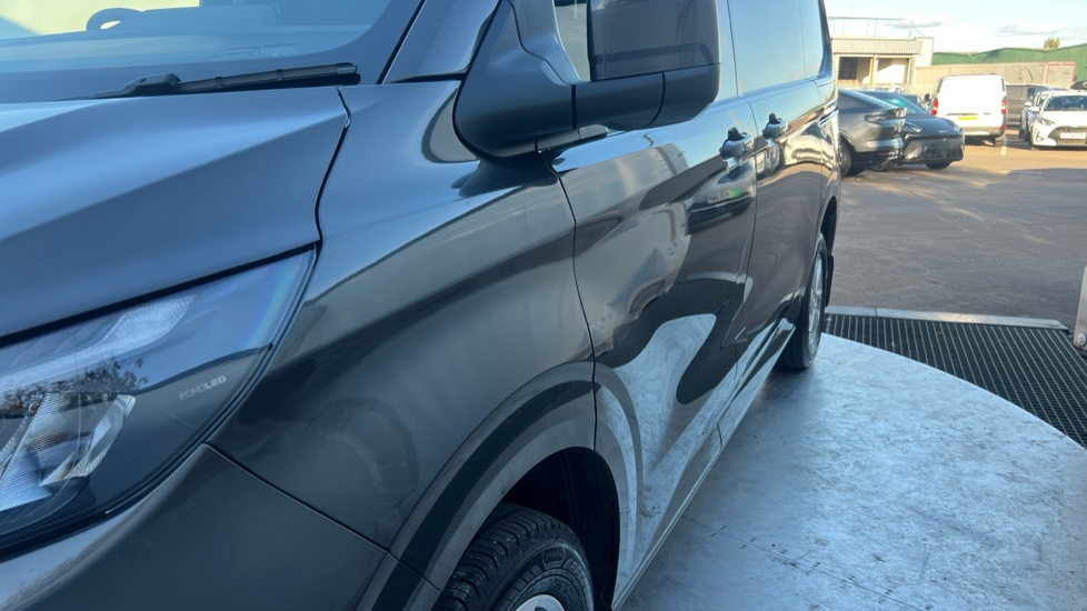 Ford Transit Custom E-320 L1 Rwd 160kW 65kWh H1 Van Limited Auto - Image 36