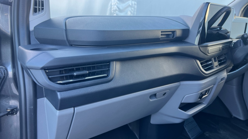 Ford Transit Custom E-320 L1 Rwd 160kW 65kWh H1 Van Limited Auto - Image 37