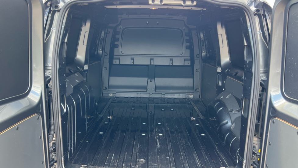 Ford Transit Connect 240 L2 Diesel 2.0 EcoBlue 122ps Trend Van Auto - Image 4