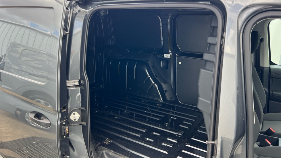 Ford Transit Connect 240 L2 Diesel 2.0 EcoBlue 122ps Trend Van Auto - Image 38