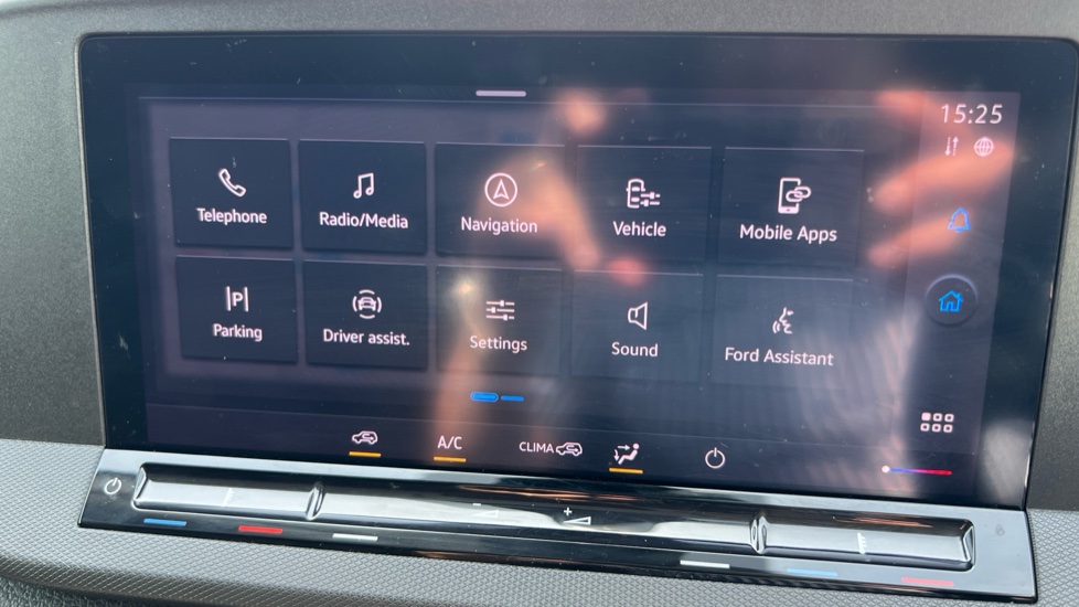 Ford Transit Connect 240 L2 Diesel 2.0 EcoBlue 122ps Trend Van Auto - Image 22