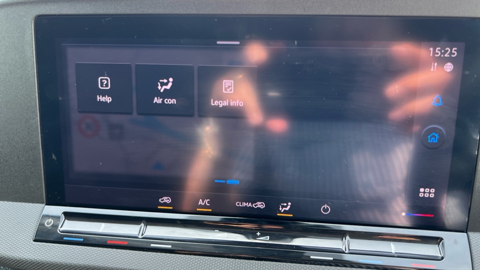 Ford Transit Connect 240 L2 Diesel 2.0 EcoBlue 122ps Trend Van Auto - Image 23