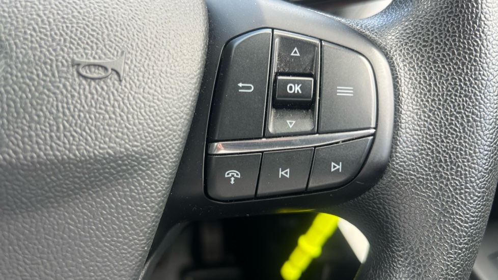 Ford Transit Courier Petrol 1.0 EcoBoost Leader Van - Image 31