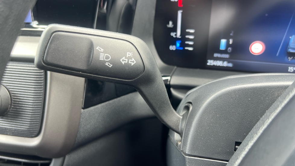 Ford Transit Courier Petrol 1.0 EcoBoost Leader Van - Image 32