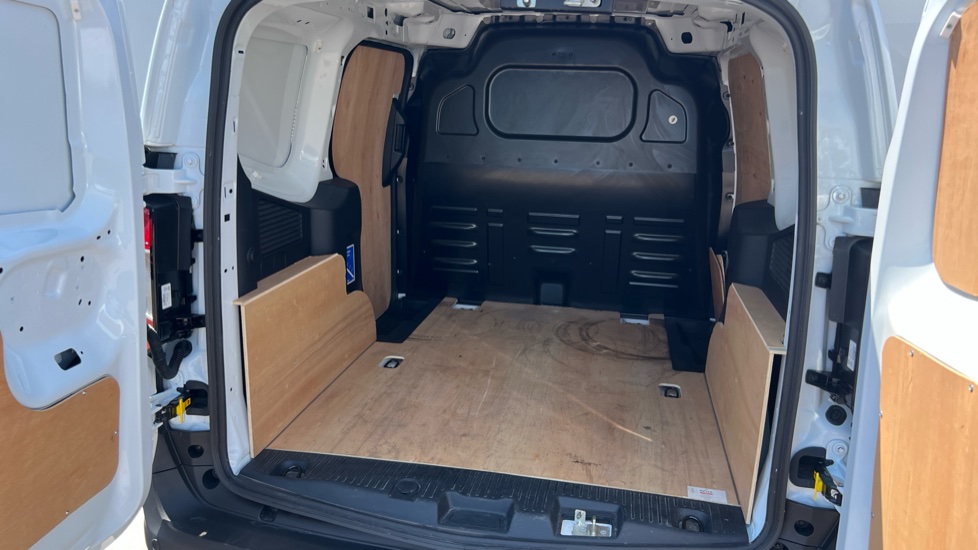 Ford Transit Courier Petrol 1.0 EcoBoost 125ps Limited Van - Image 4