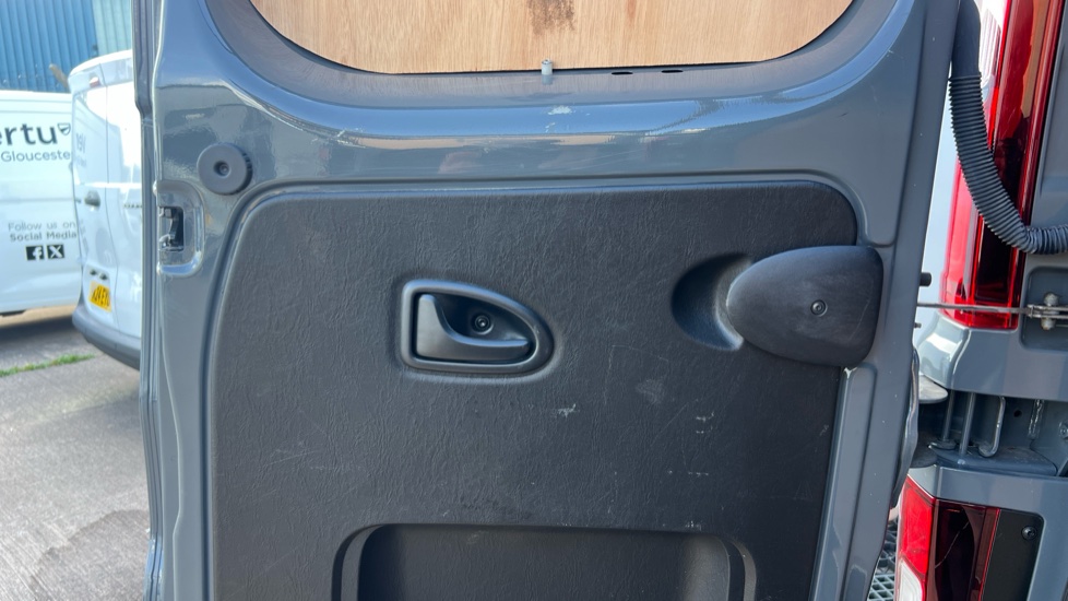 Renault Trafic Lwb Diesel LL30 Blue dCi 170 Extra Sport [Safety] Van EAG9 - Image 24