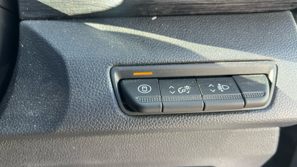 Renault Trafic Lwb Diesel LL30 Blue dCi 170 Extra Sport [Safety] Van EAG9 - Image 43