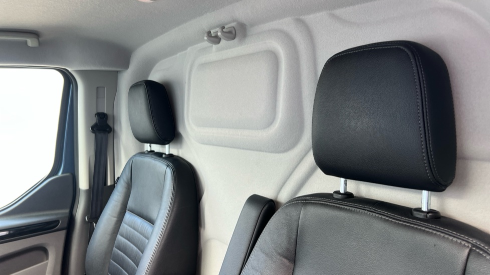 Ford Transit Custom 340 L1 Diesel Fwd 2.0 EcoBlue 130ps Low Roof Trail Van - Image 15