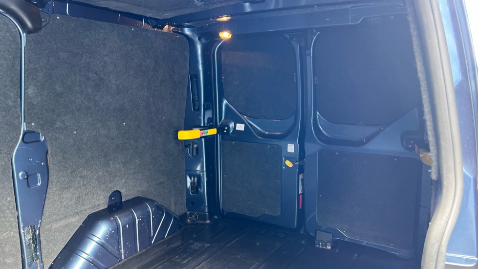 Ford Transit Custom 340 L1 Diesel Fwd 2.0 EcoBlue 130ps Low Roof Trail Van - Image 16