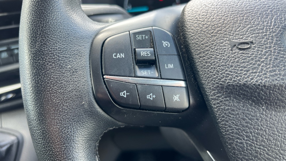 Ford Transit Custom 340 L1 Diesel Fwd 2.0 EcoBlue 130ps Low Roof Trail Van - Image 32