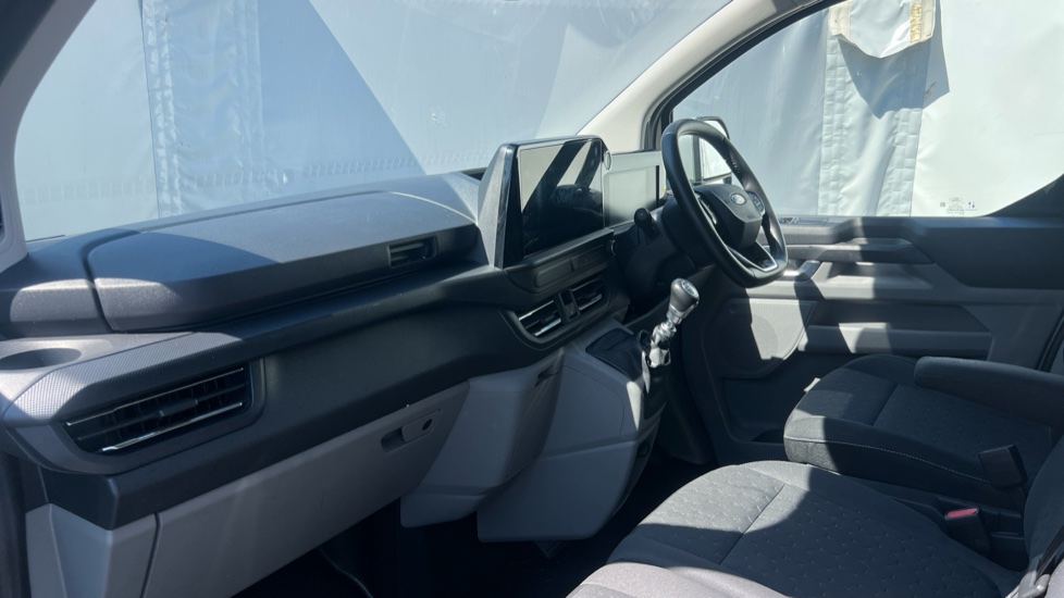 Ford Transit Custom 300 L1 Diesel Fwd 2.0 EcoBlue 136ps H1 Van Limited - Image 9