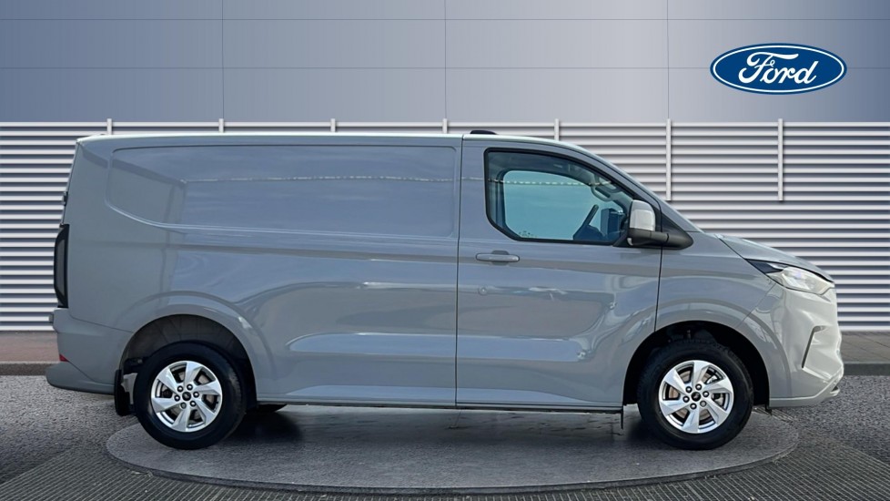 Ford Transit Custom 320 L1 Diesel Fwd 2.0 EcoBlue 136ps H1 Van Limited Auto - Image 5