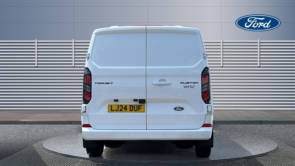 Ford Transit Custom 300 L1 Diesel Fwd 2.0 EcoBlue 136ps H1 Van Limited - Image 6
