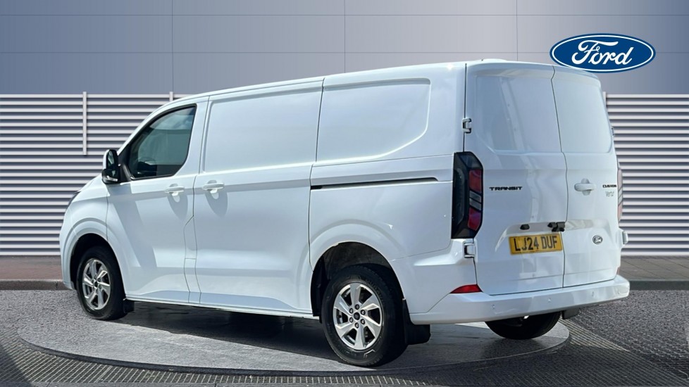 Ford Transit Custom 300 L1 Diesel Fwd 2.0 EcoBlue 136ps H1 Van Limited - Image 2