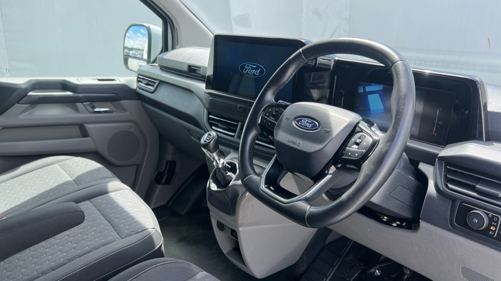 Ford Transit Custom 300 L1 Diesel Fwd 2.0 EcoBlue 136ps H1 Van Limited - Image 11