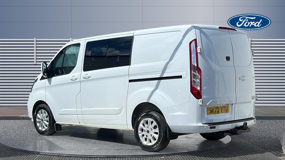 Ford Transit Custom 300 L1 Diesel Fwd 2.0 EcoBlue 170ps Low Roof D/Cab Limited Van Auto - Image 2