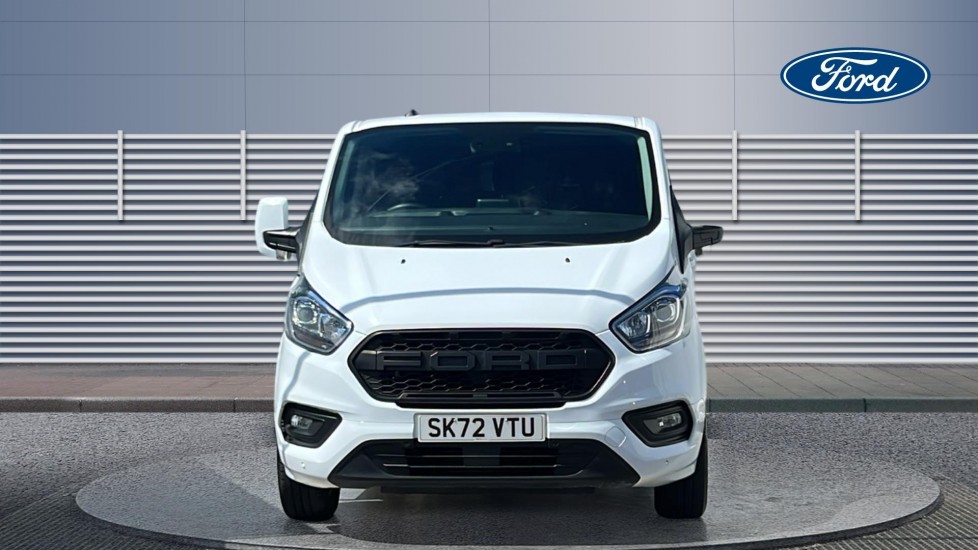 Ford Transit Custom 300 L1 Diesel Fwd 2.0 EcoBlue 170ps Low Roof D/Cab Limited Van Auto - Image 3