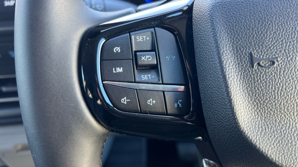 Ford Transit Custom E-320 L1 Rwd 100kW 65kWh H1 Van Limited Auto - Image 31