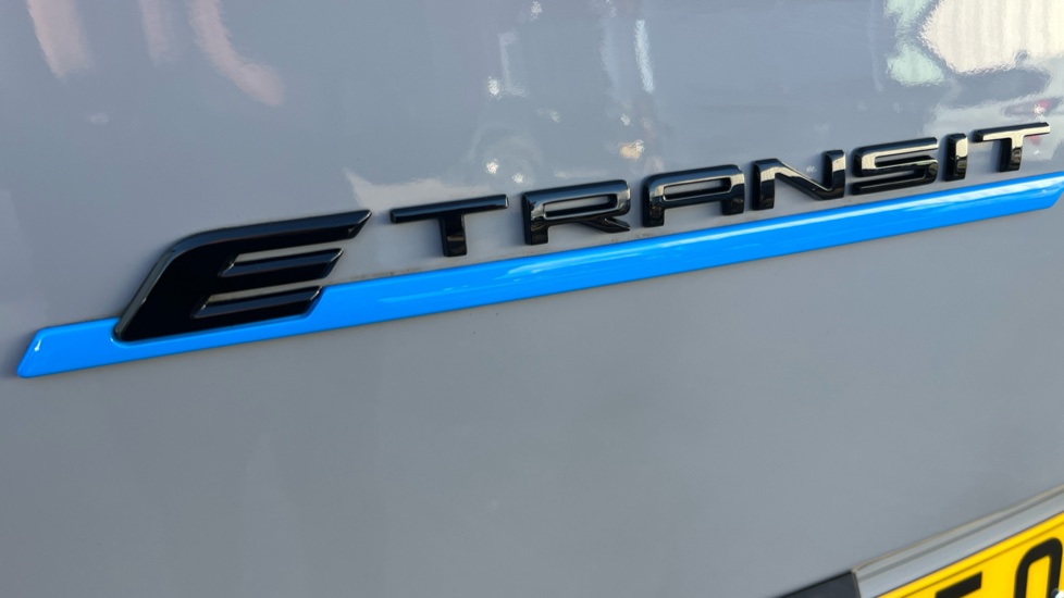 Ford Transit Custom E-320 L1 Rwd 100kW 65kWh H1 Van Limited Auto - Image 39