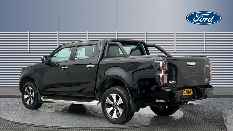 Isuzu D-Max Diesel 1.9 DL40 Double Cab 4x4 Auto - Image 2